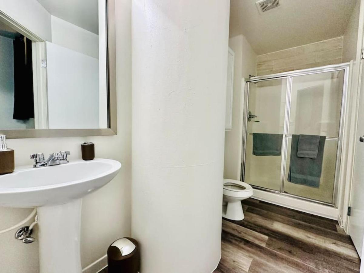 2 Bedroom Contemporary Modern Loft Indianapolis