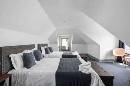 Holiday home Modern Architect's Duplex By Cozysuites