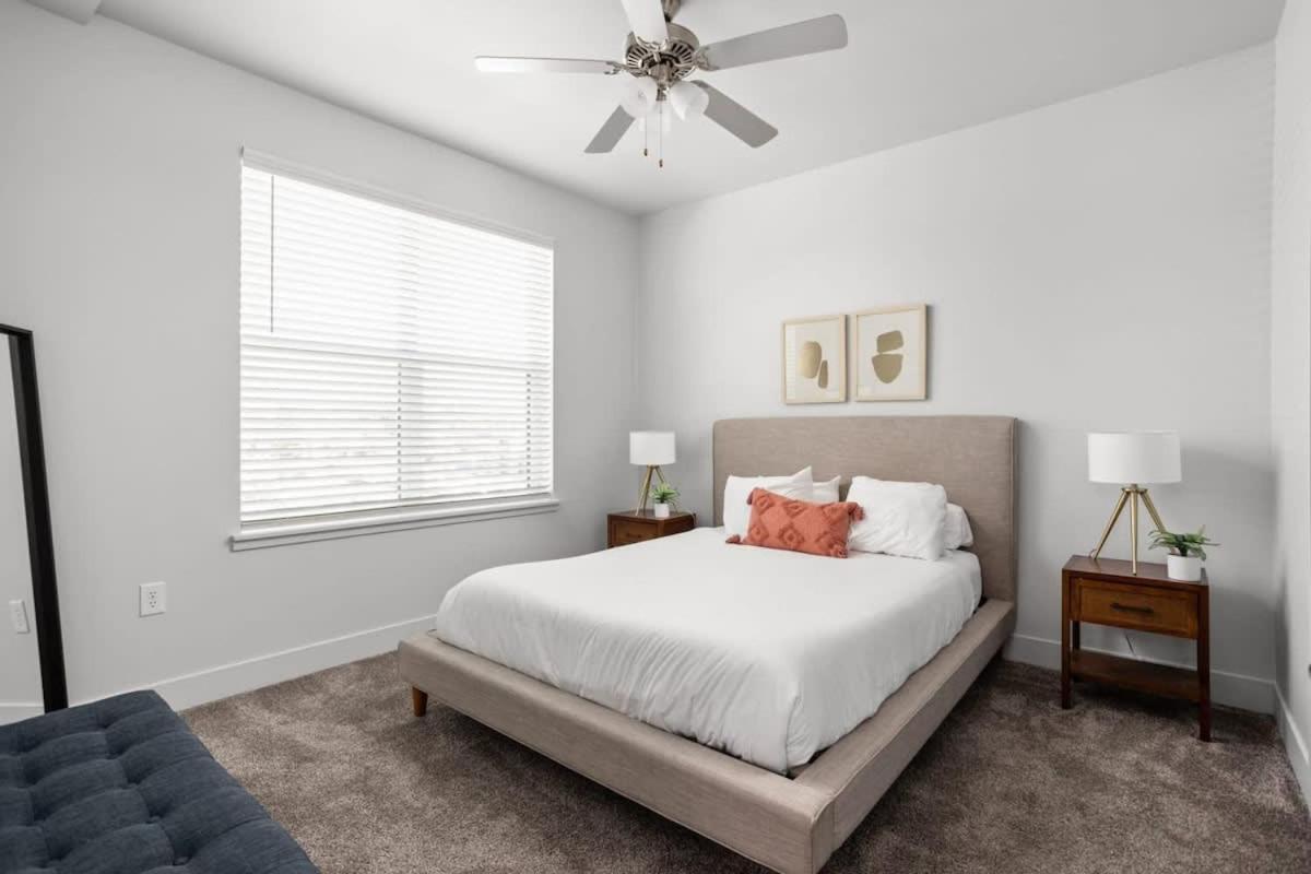 Apartment Cozysuites Upscale 2br Near Fashion Mall