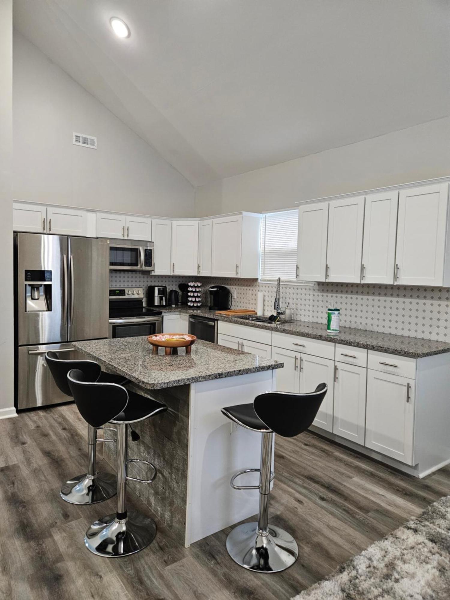 New 3bd Near Downtown Indy * Indianapolis