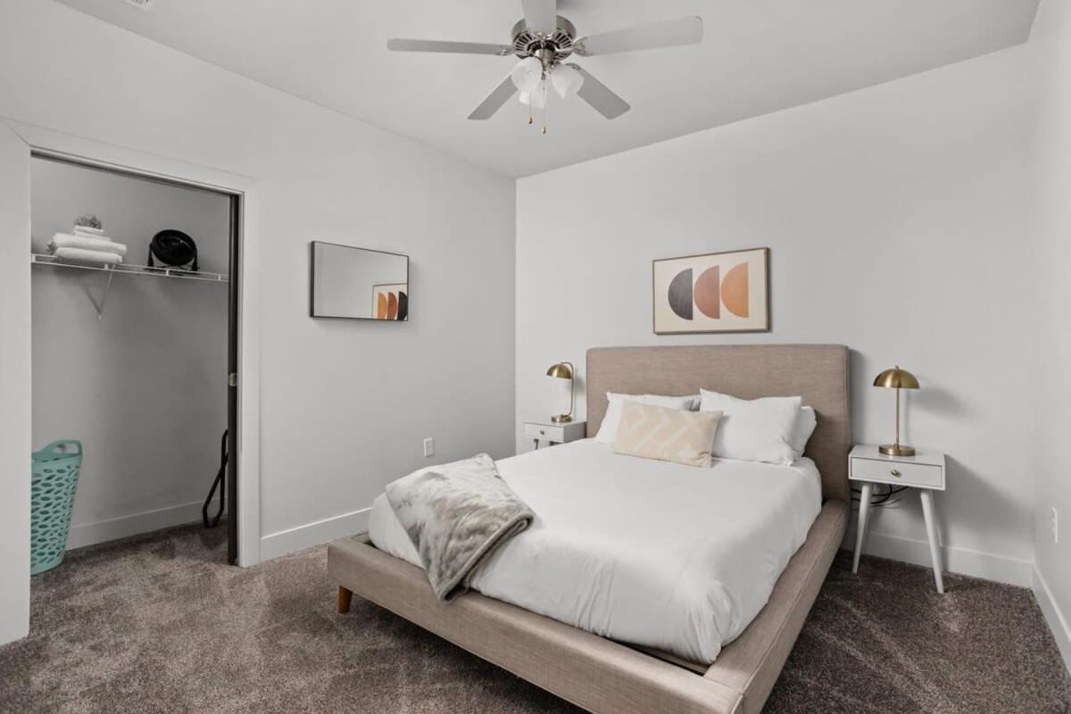 Cozysuites Upscale 2br Near Fashion Mall Apartment Indianapolis