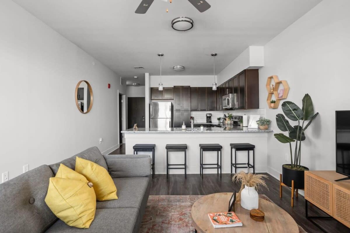 Cozysuites Upscale 2br Near Fashion Mall Indianapolis