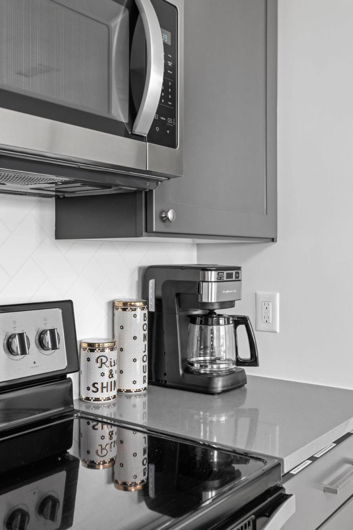Spacious 2br In Meridian Kessler By Cozysuites *