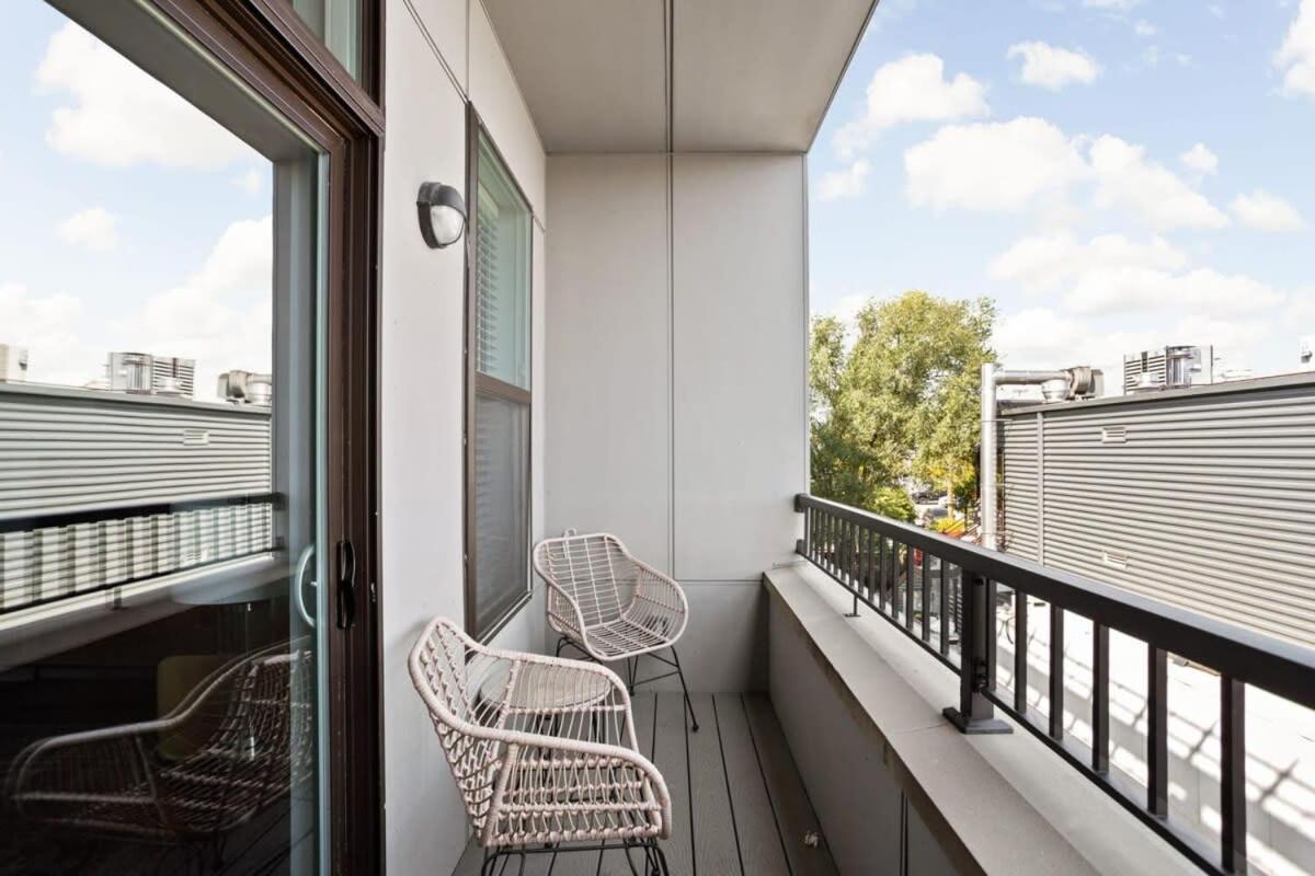 Apartment Cozysuites Upscale 2br Near Fashion Mall Indianapolis