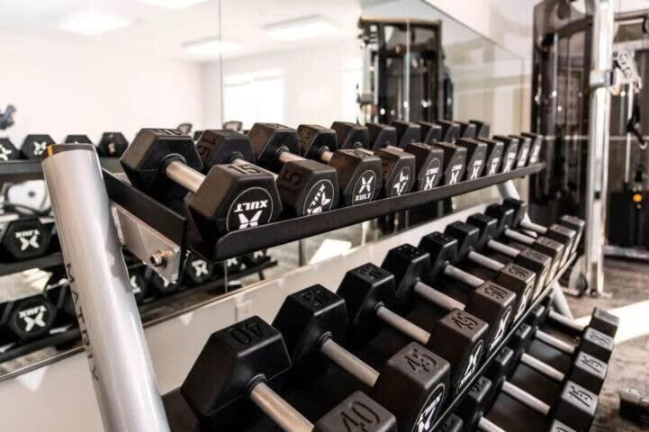 Cozysuites Upscale 2br Near Fashion Mall Indianapolis