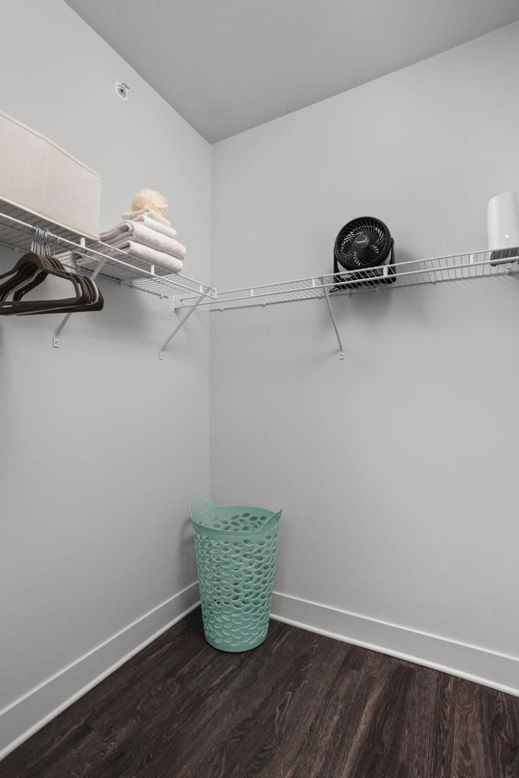 Cozysuites Upscale 2br Near Fashion Mall Indianapolis