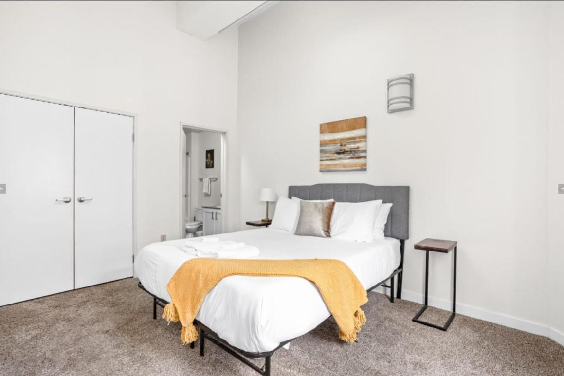 Cozysuites - 2br With Direct Skybridge Access #6 Apartment Indianapolis