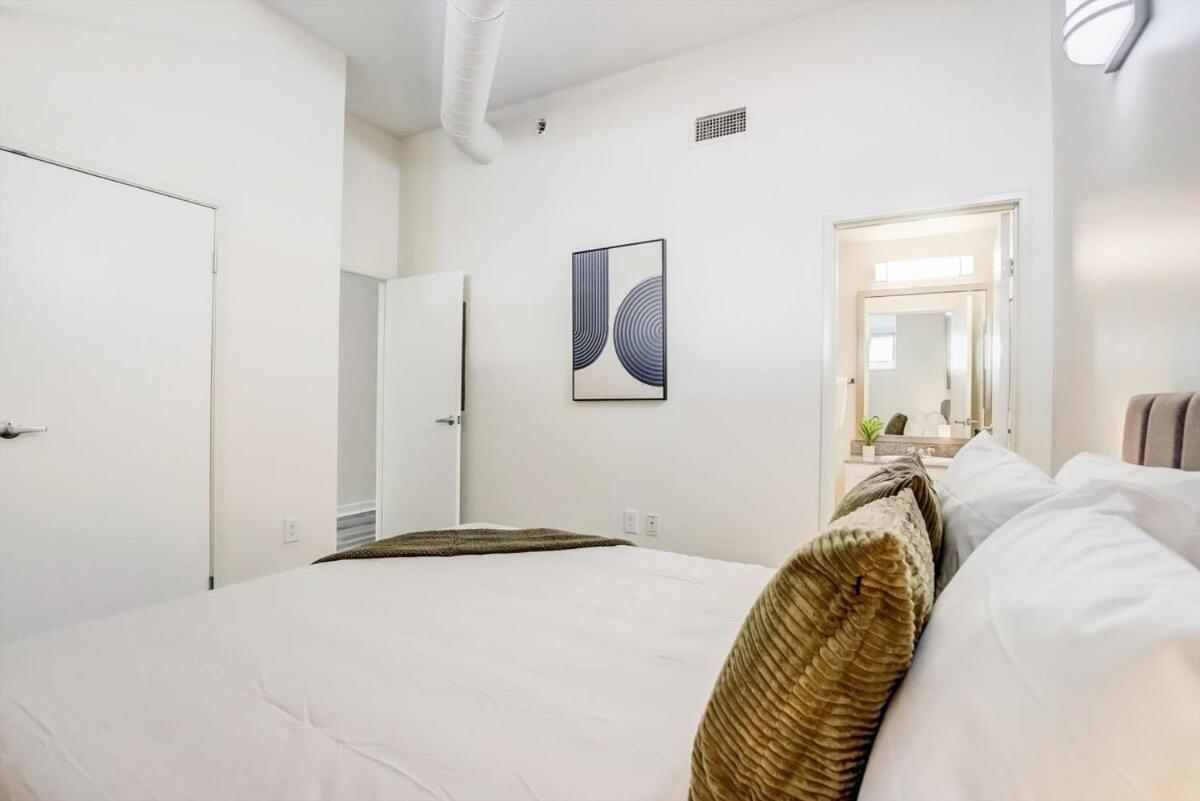 Apartment Cozysuites - 2br With Direct Skybridge Access #3 *