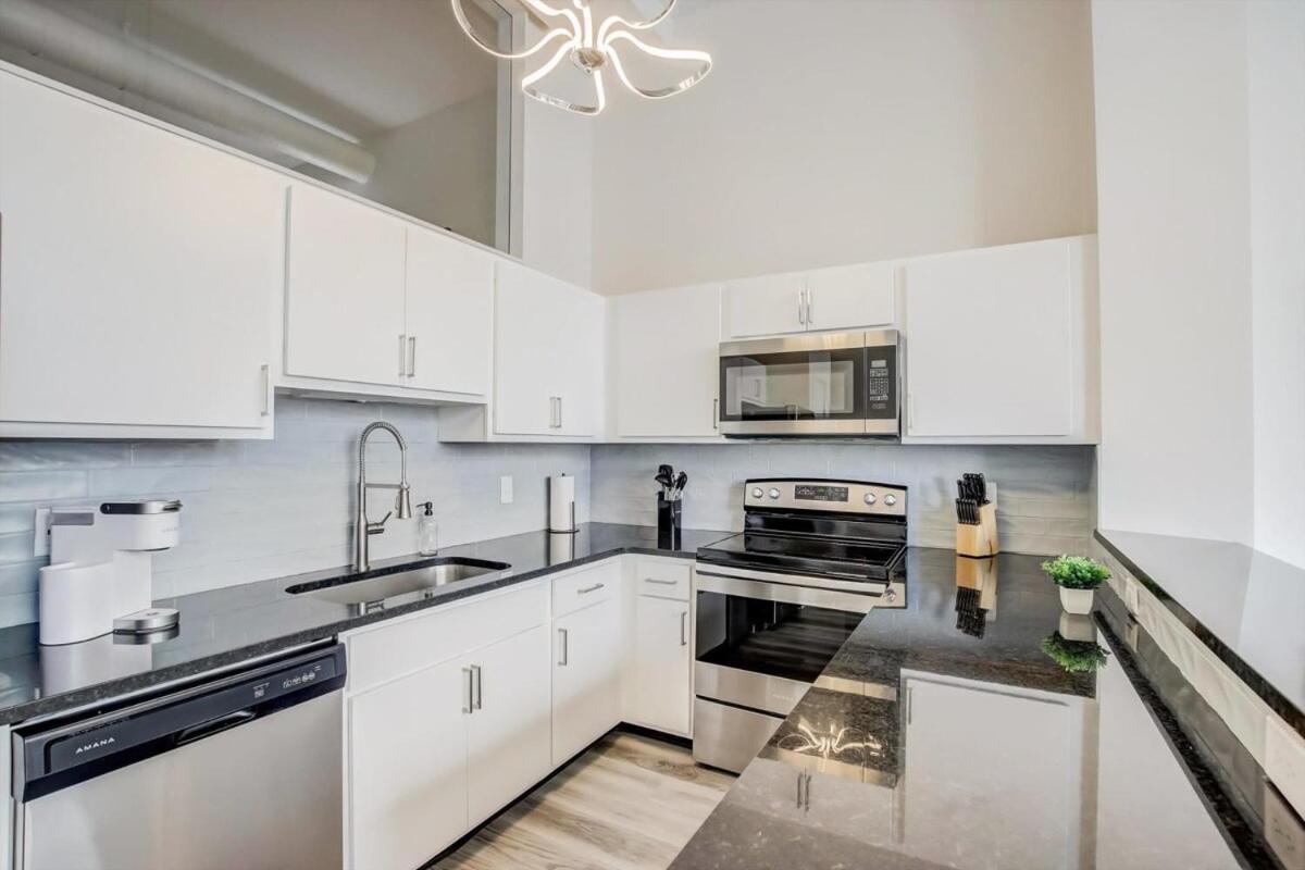 Cozysuites - 2br With Direct Skybridge Access #3 Apartment *