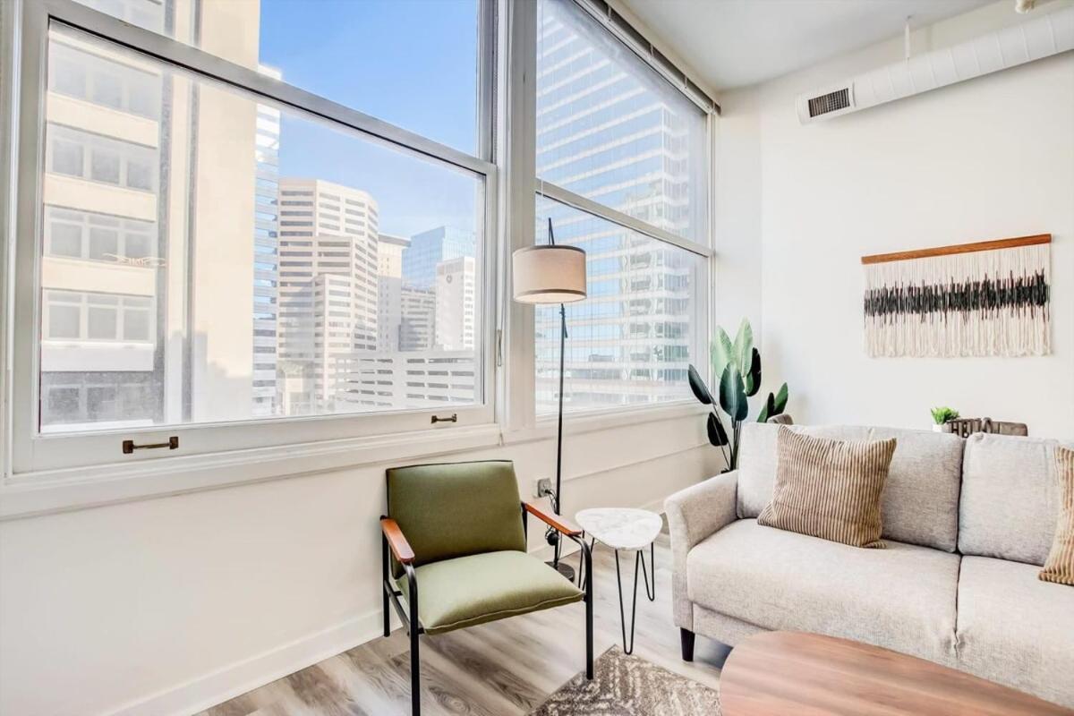 Cozysuites - 2br With Direct Skybridge Access #3