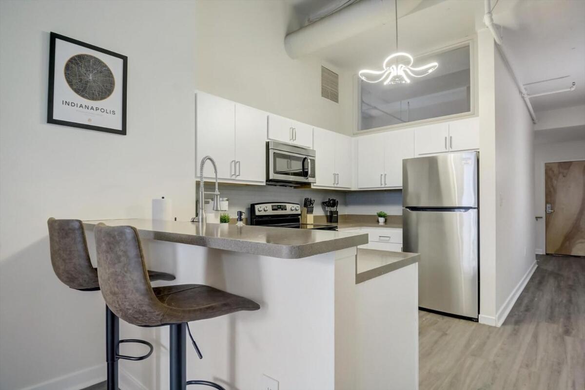 Cozysuites - 2br With Direct Skybridge Access #2 * Indianapolis