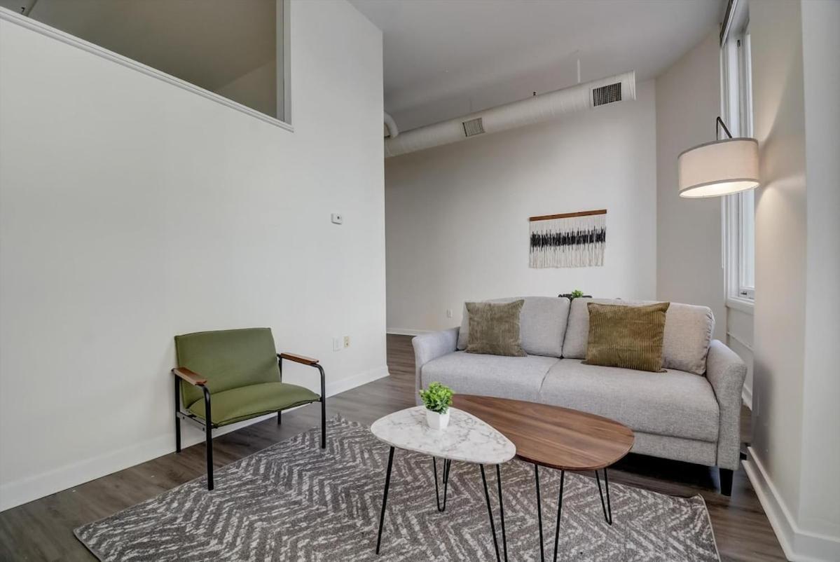 Apartment Cozysuites - 2br With Direct Skybridge Access #2 Indianapolis
