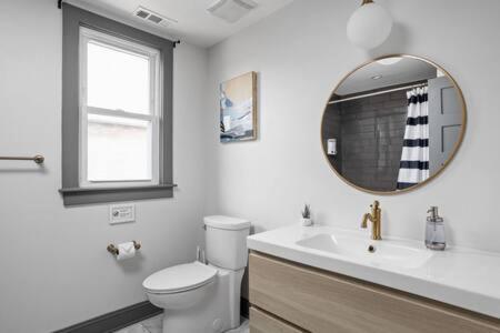 Modern Architect's Duplex By Cozysuites