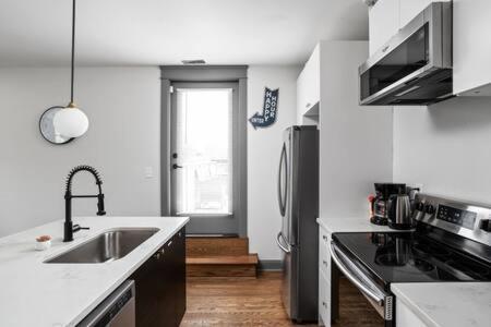 Holiday home Modern Architect's Duplex By Cozysuites *