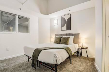 Cozysuites - 2br With Direct Skybridge Access #5 Apartment Indianapolis