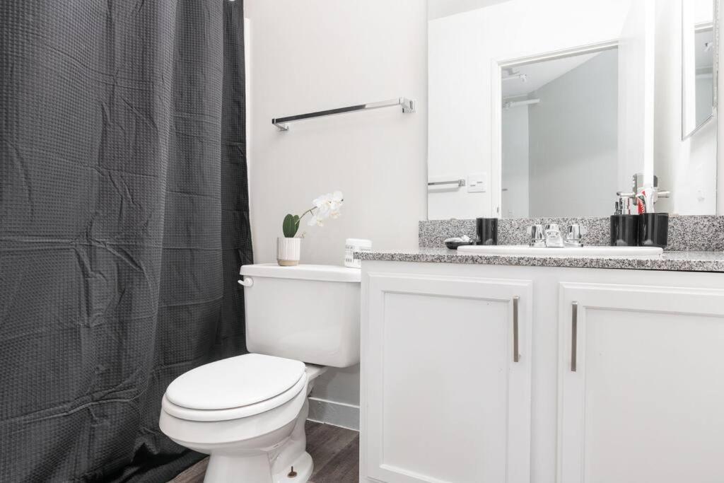 Indy Monument Circle Apartment *
