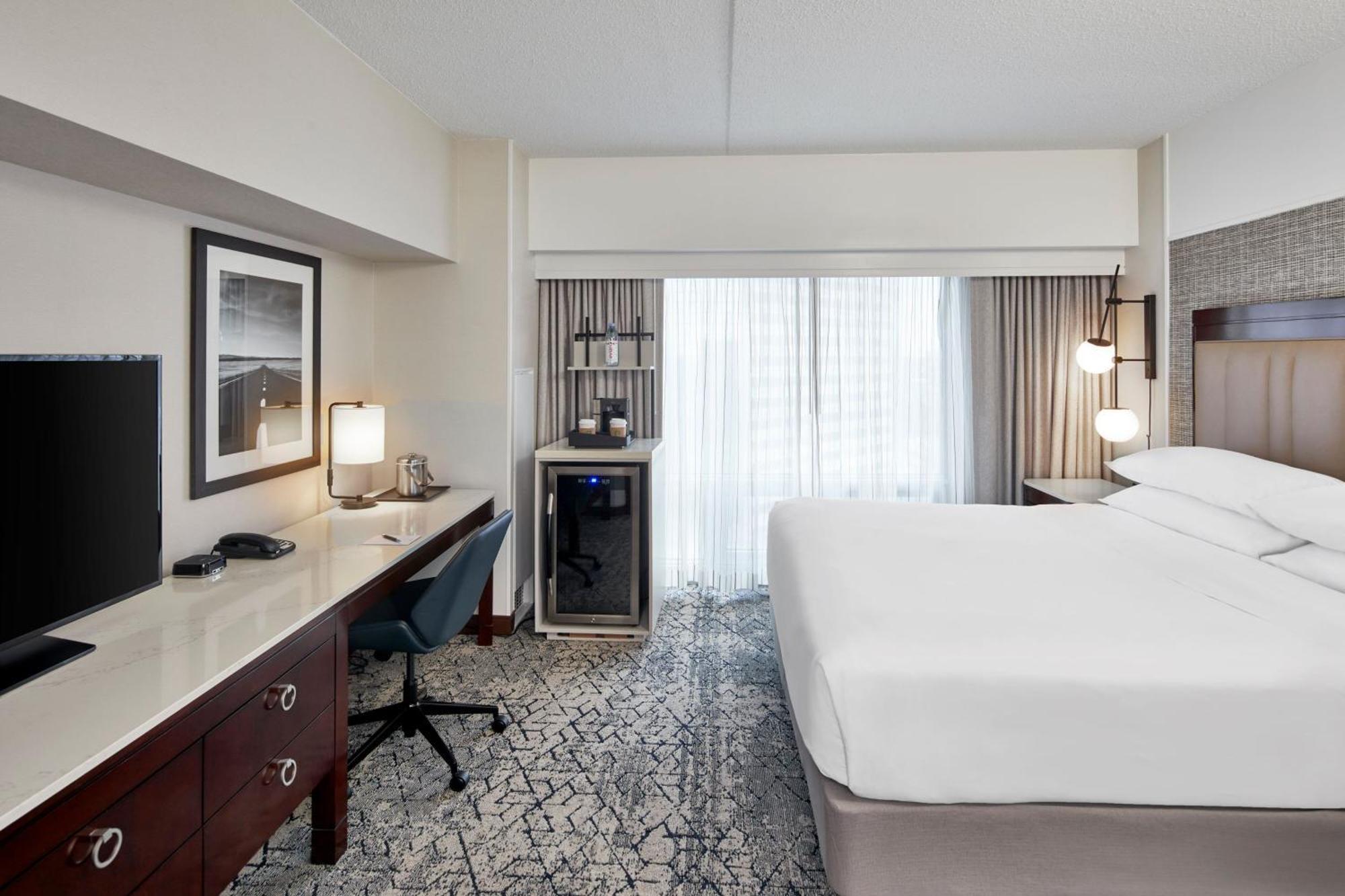 Sheraton At Keystone Crossing Hotel Indianapolis