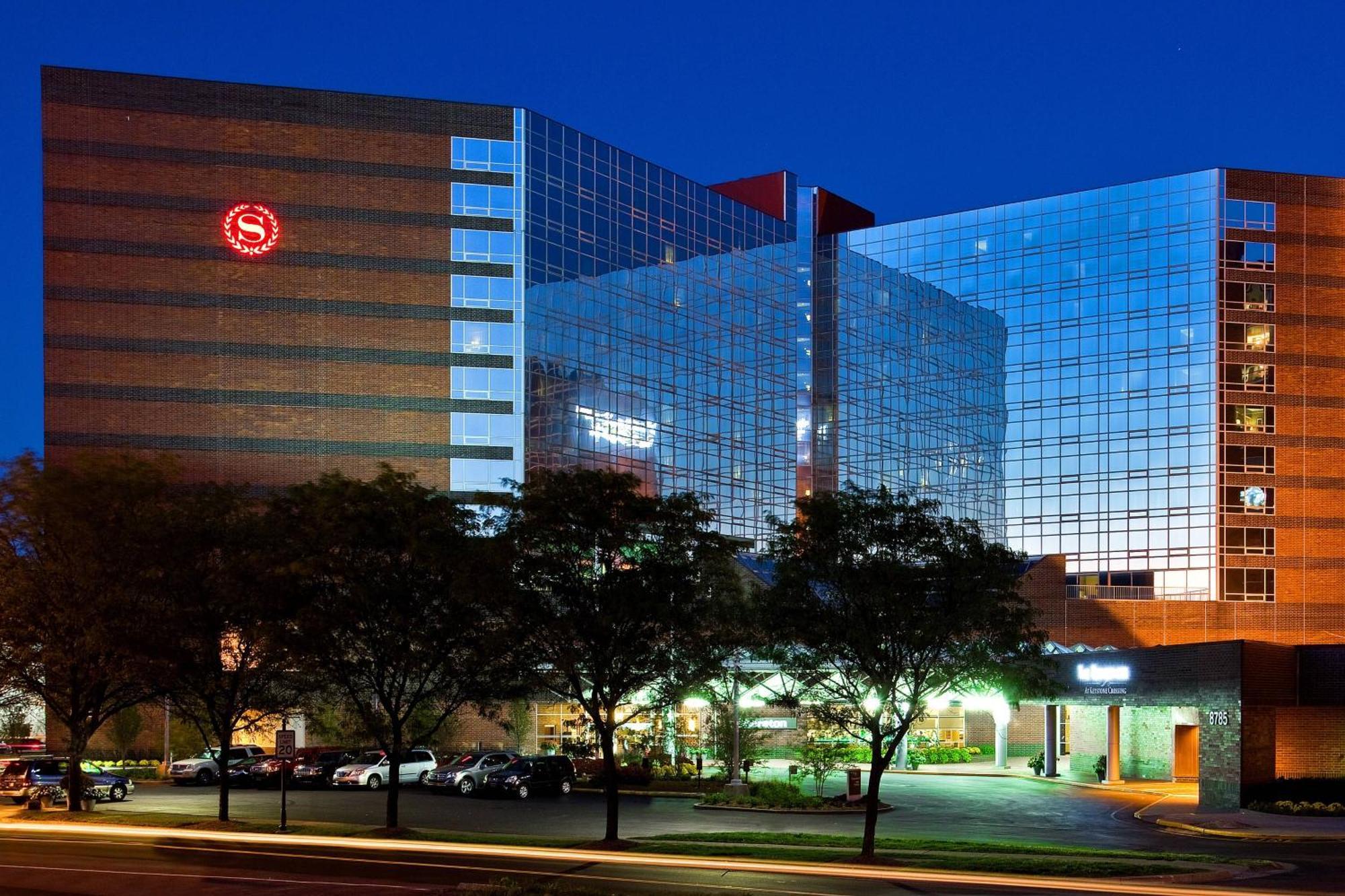 Sheraton At Keystone Crossing Hotel
