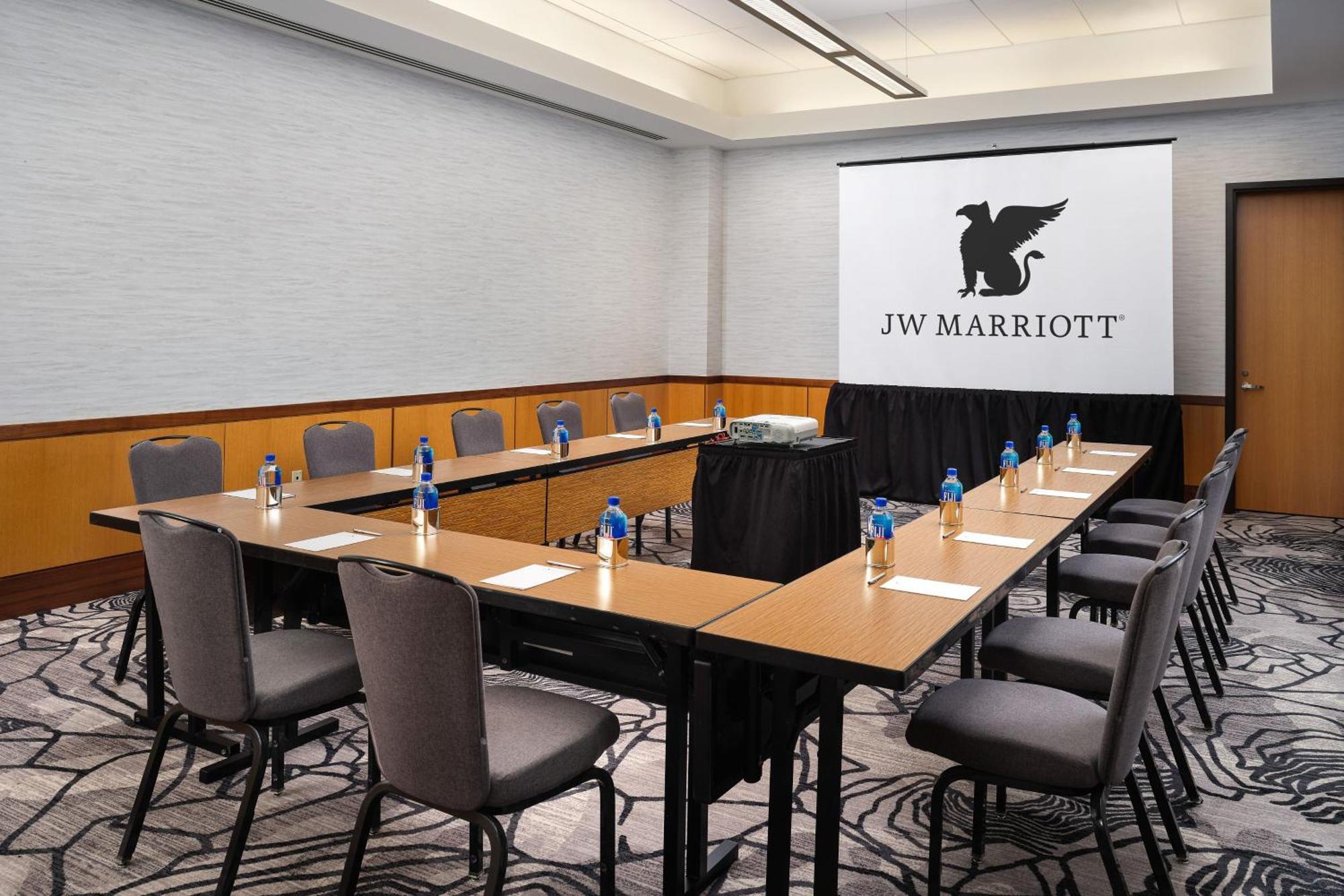 Jw Marriott Hotel Indianapolis