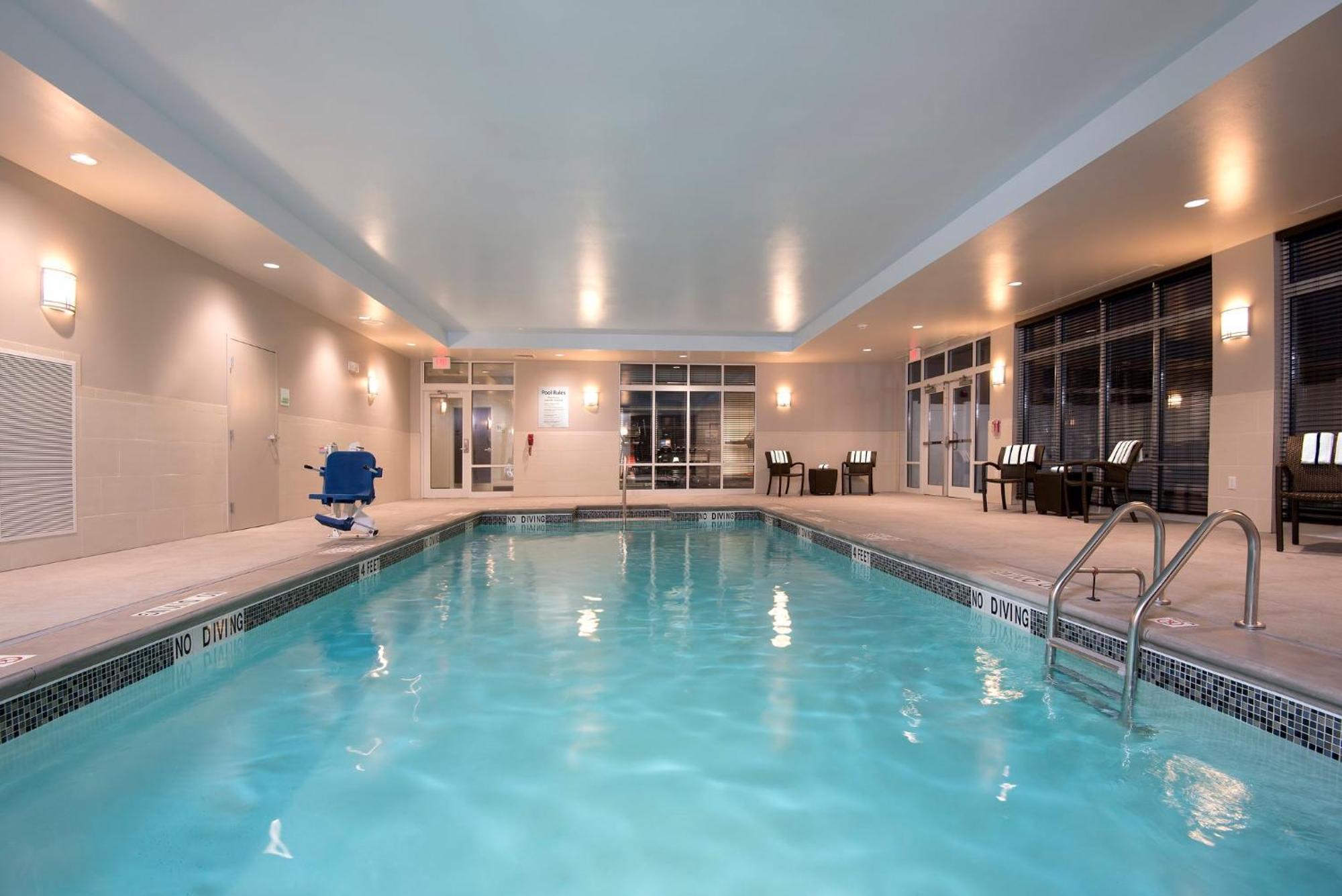 Airport By Ihg 3* Indianapolis
