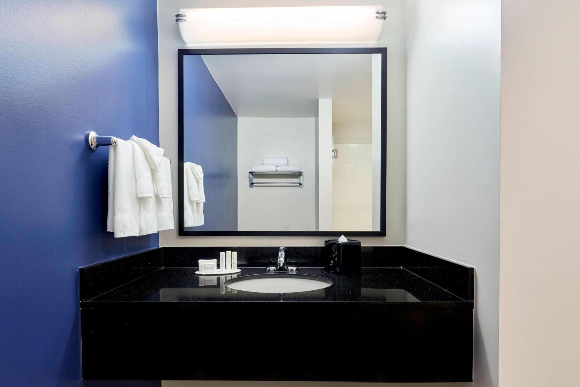 Fairfield Downtown 3* Indianapolis