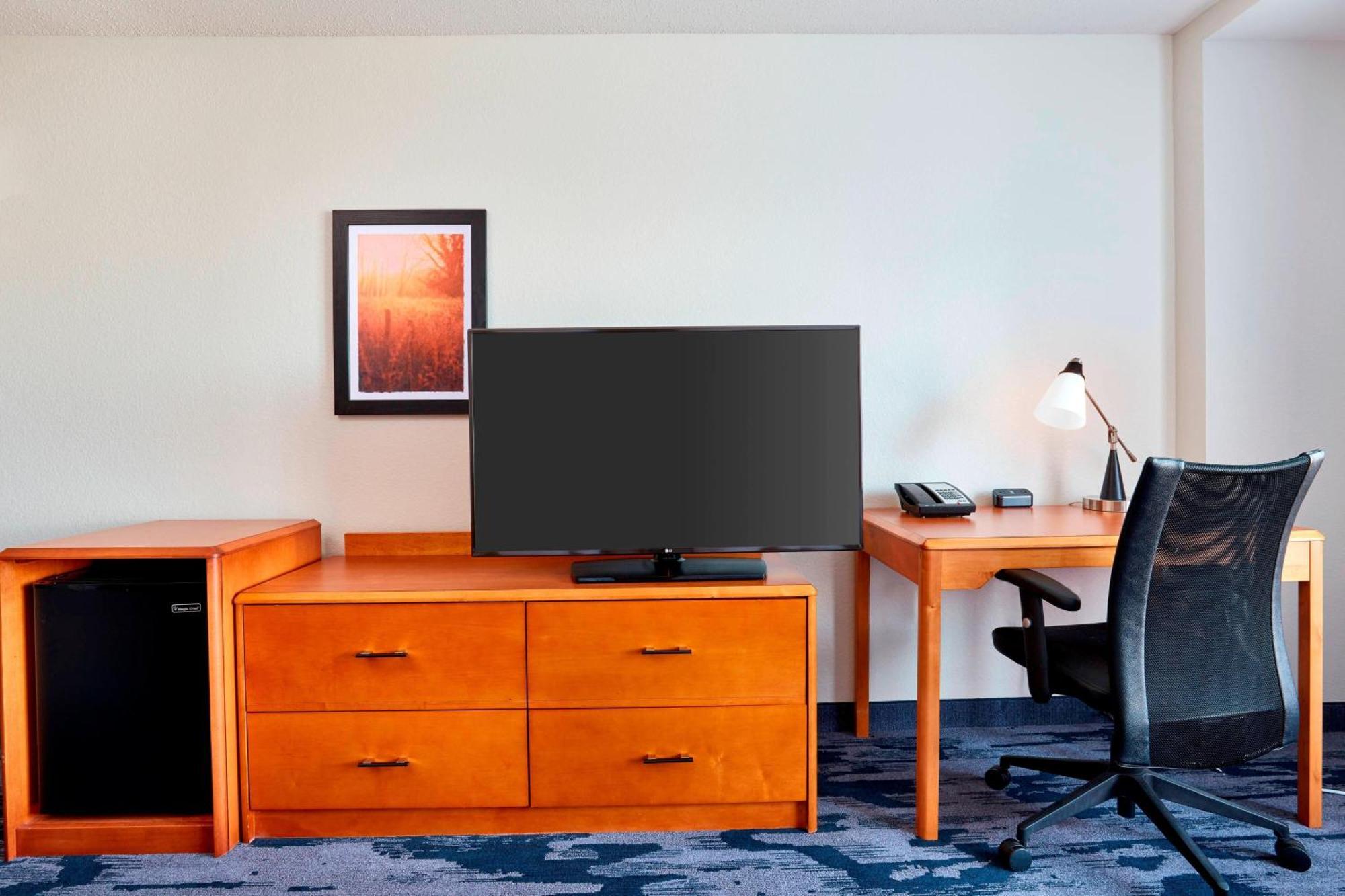 Fairfield Downtown Hotel