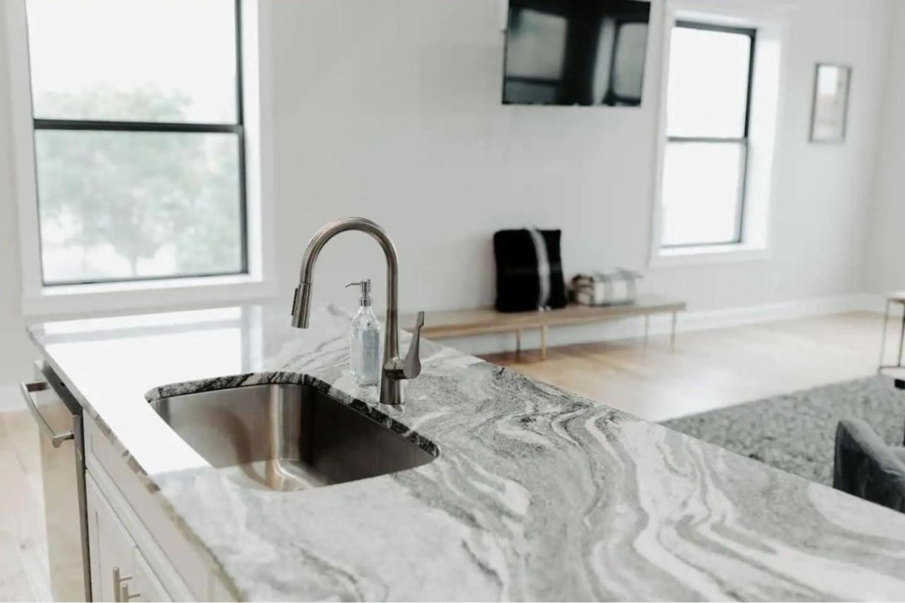 Stadium Lofts On Meridian Apartment
