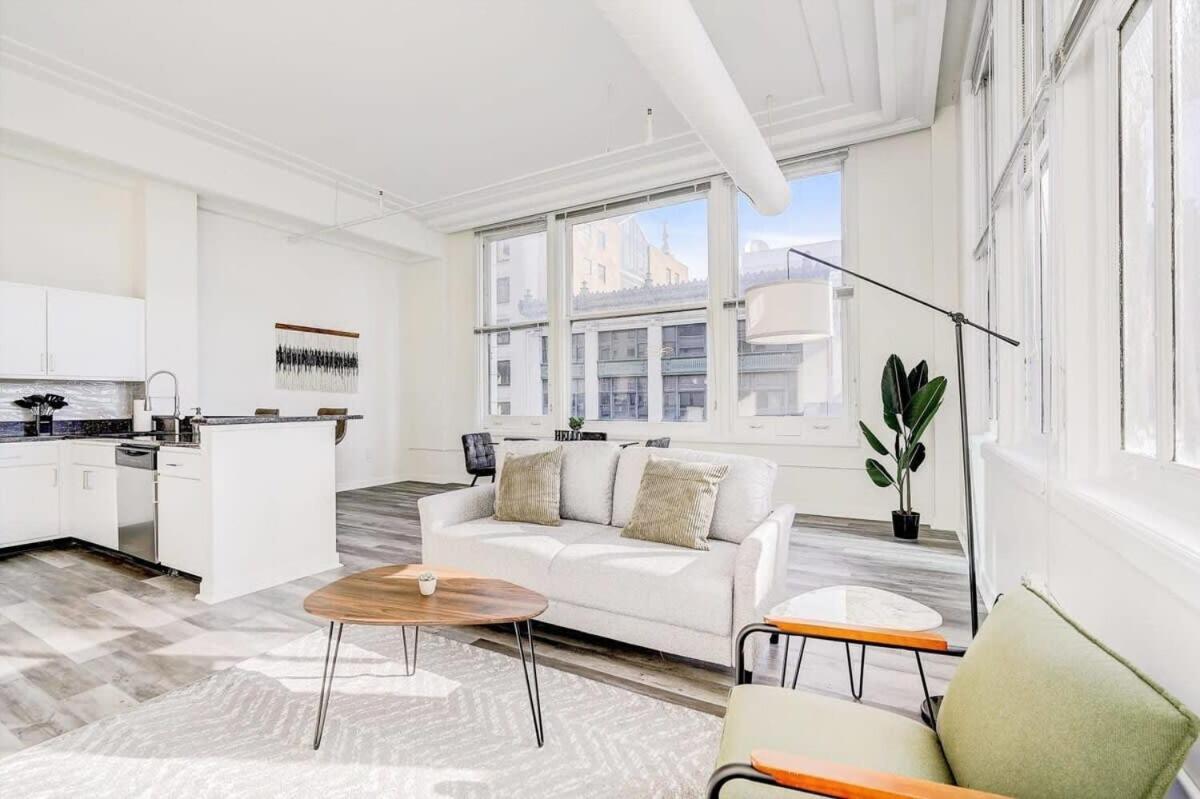 Cozysuites - 2br With Direct Skybridge Access #4 Apartment *