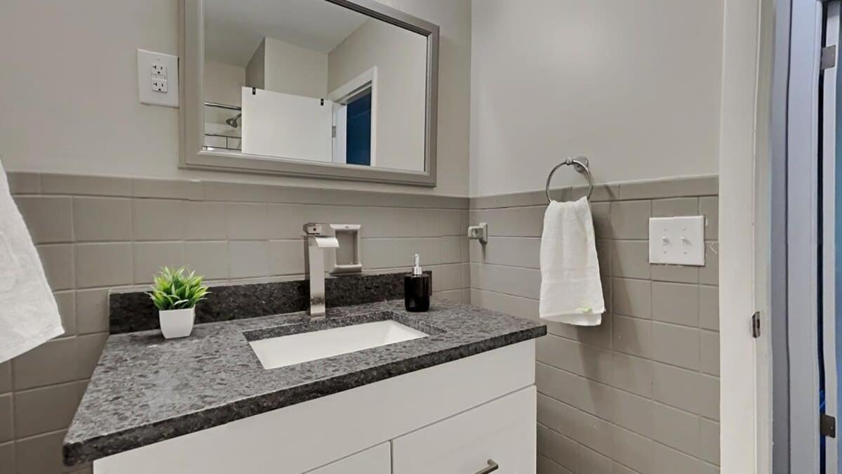 Capital Delight-close To Speedway Downtown And Easy Access To Highways Indianapolis