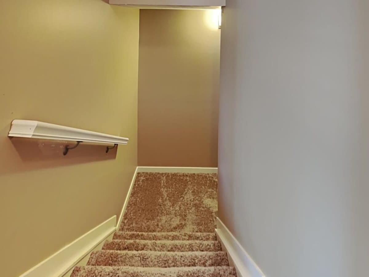 Rockaway Rookwood Retreat- Unit 1 * Indianapolis
