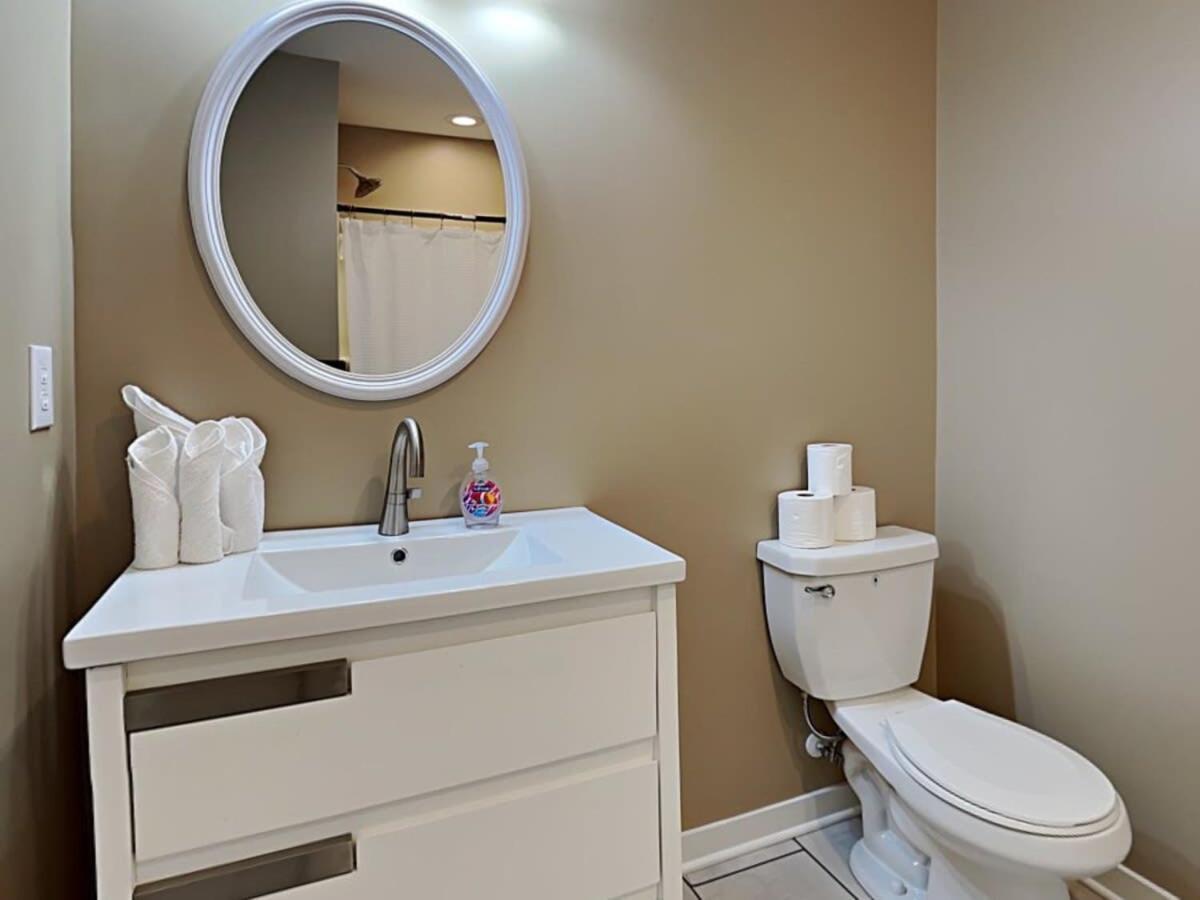 Rockaway Rookwood Retreat- Unit 1 *