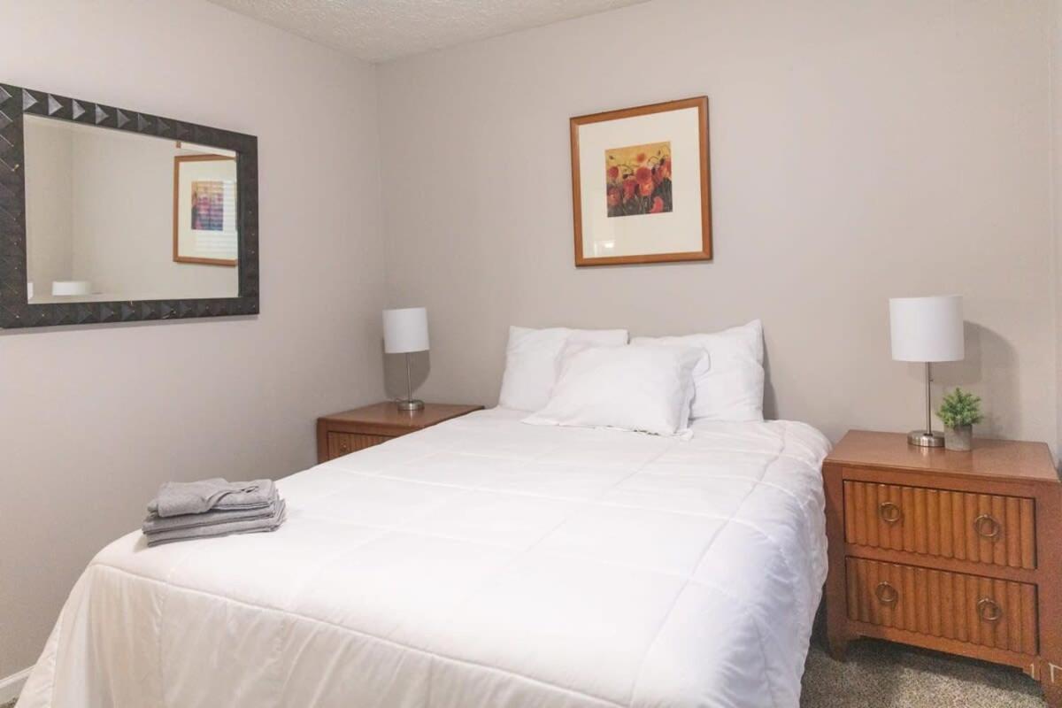 Chapel Hill Charmer- Close To Interstates *