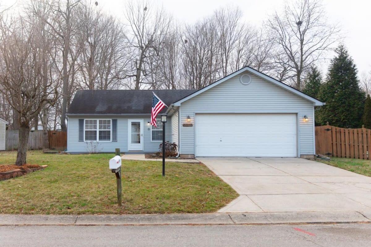 Chapel Hill Charmer- Close To Interstates Holiday home Indianapolis