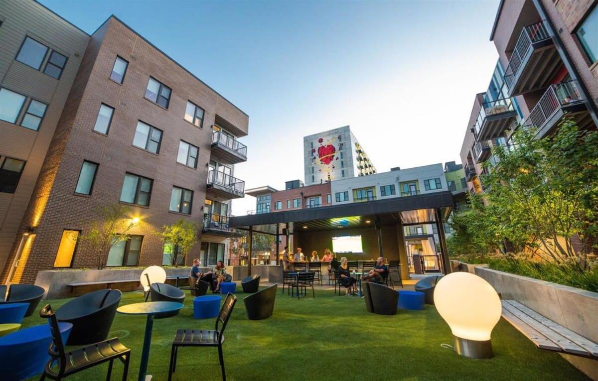 Apartment 2br Balcony Gym & Pool Downtown At Cityway *