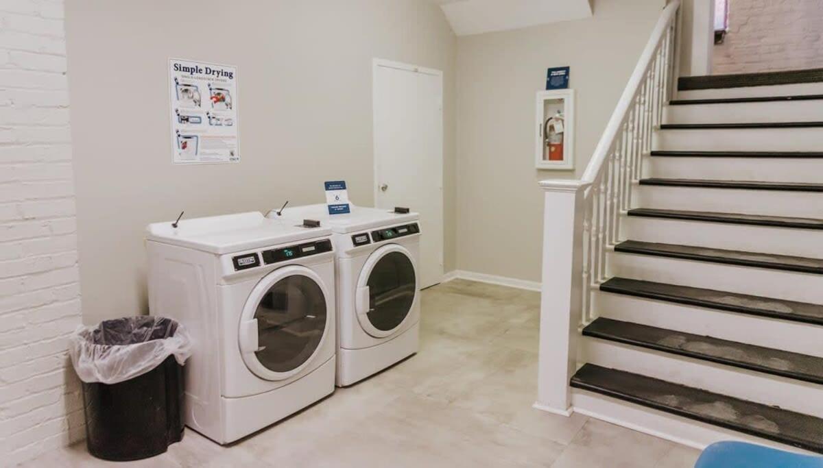Spacious 2br On Mass Ave W Kitchen Apartment *