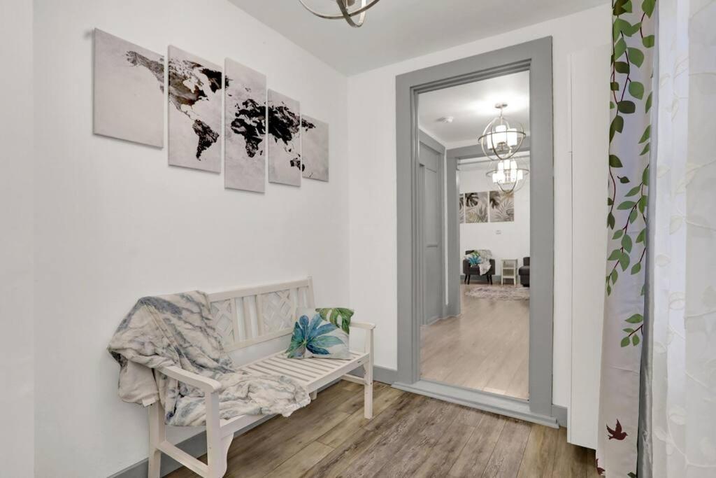 Charming In Fountain Square * Indianapolis