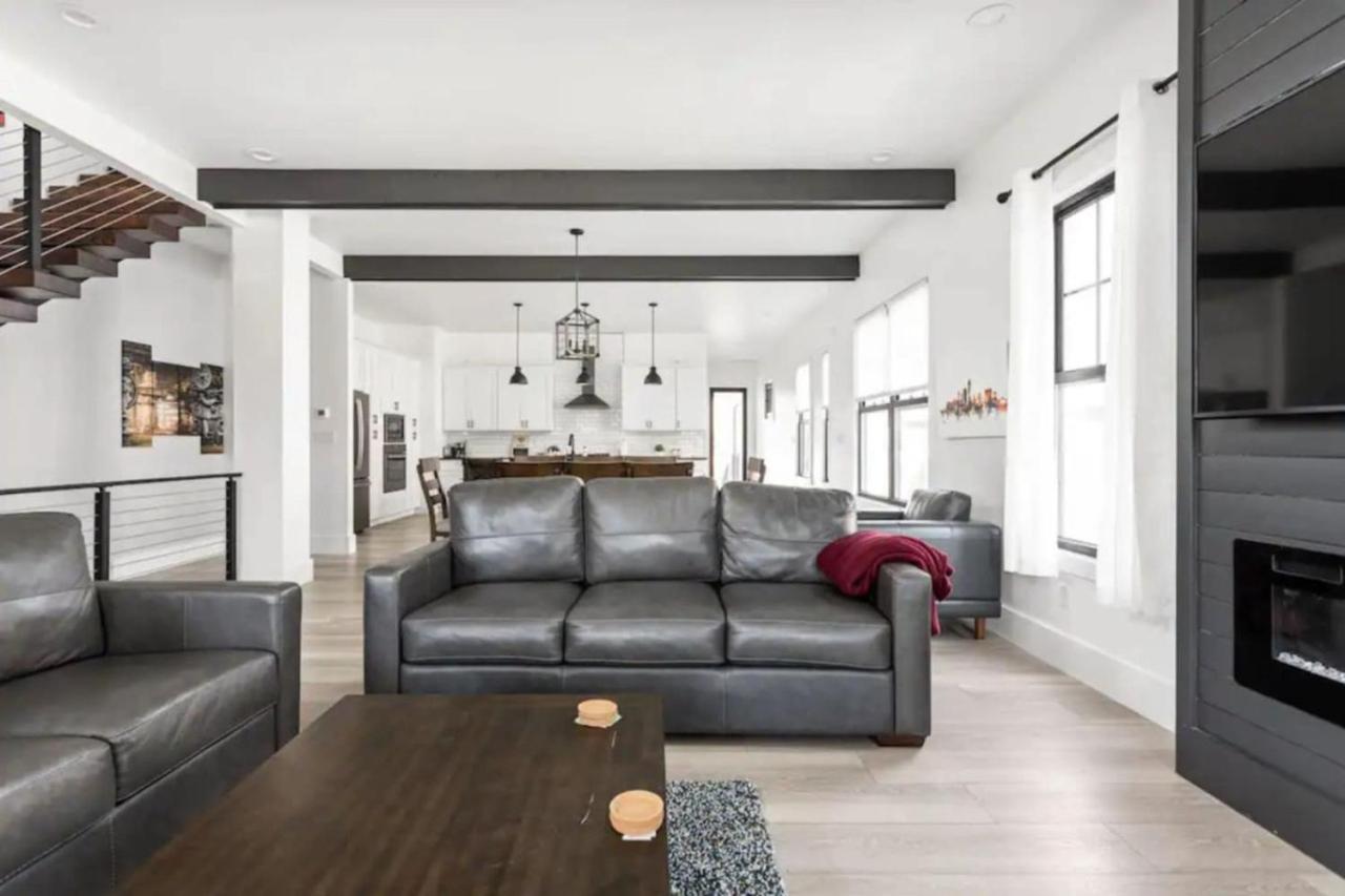 Modern Luxury Broad Ripple * Indianapolis