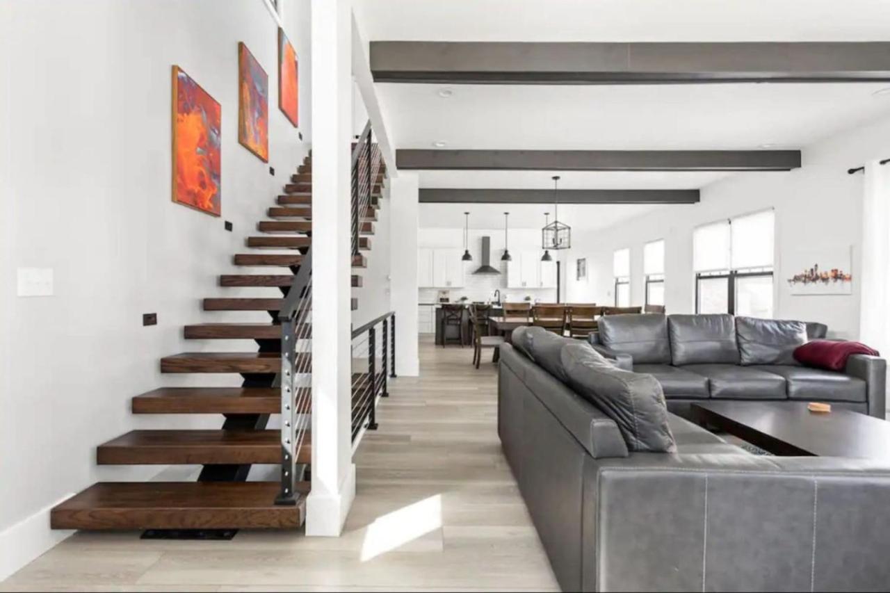 Modern Luxury Broad Ripple Holiday home