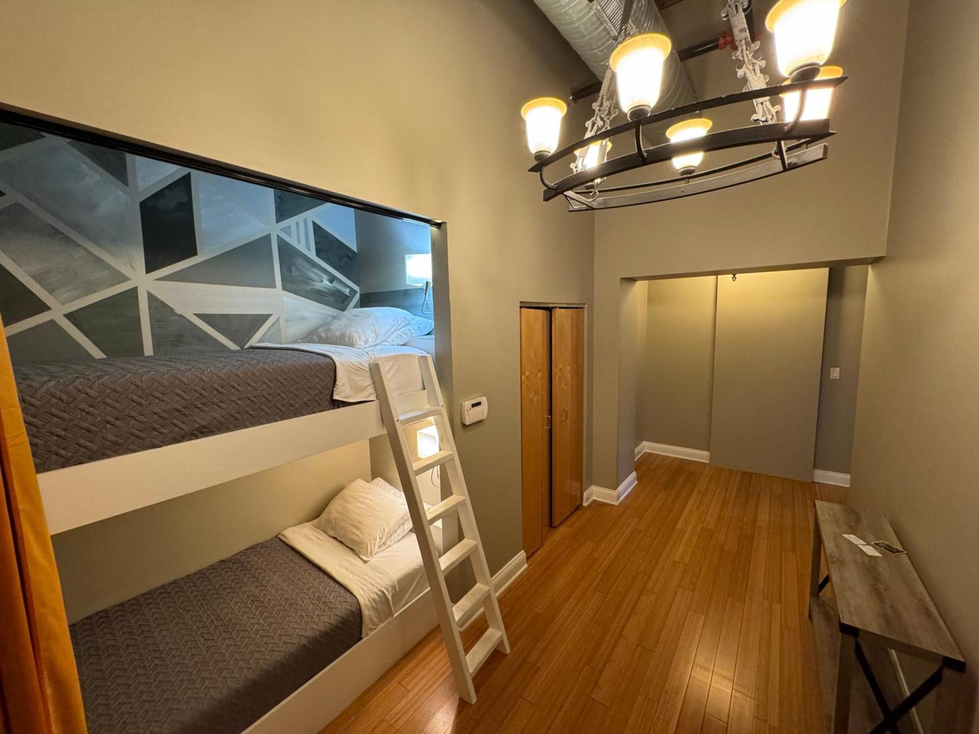 Holiday home Luxurious Downtown By Georgia Street