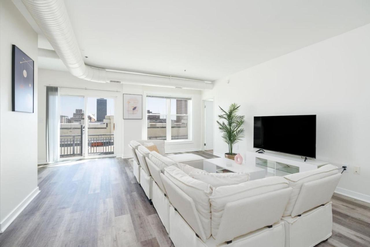 Downtown Indy Private - Shared Apartment