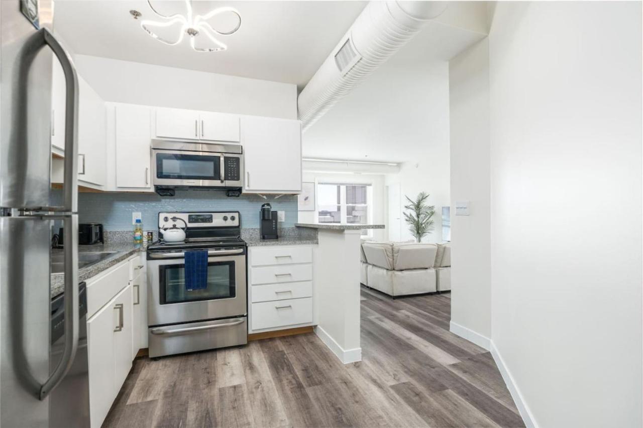 Downtown Indy Private - Shared Apartment *