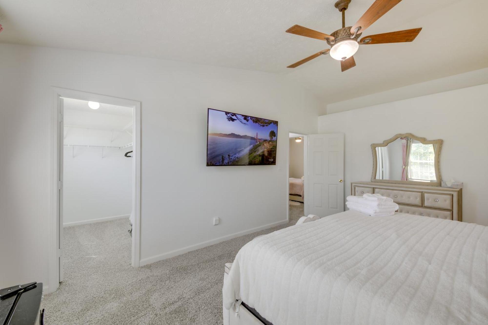 Holiday home Family-friendly With Fenced Yard *