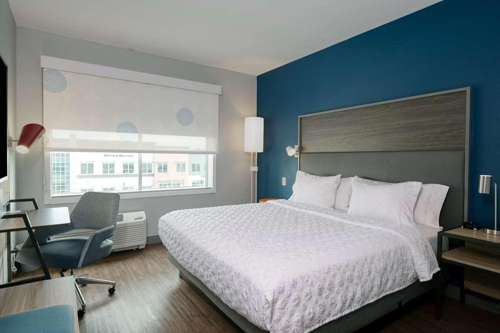 Tru By Hilton Lawrence, In Hotel