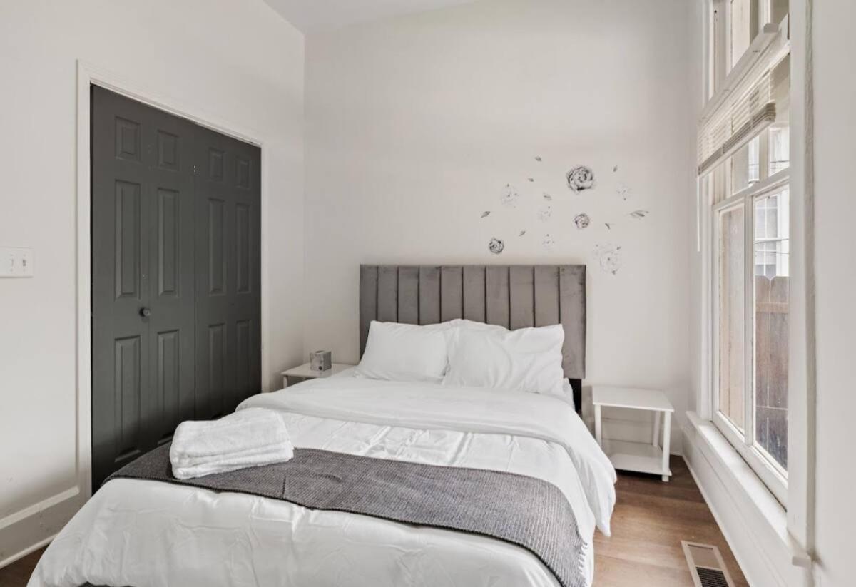 Holiday home Modern - Downtown Charm - Ideal Location *