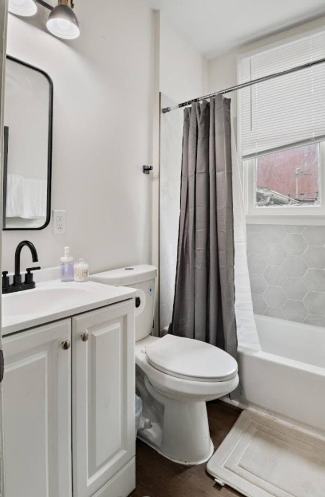 Modern - Downtown Charm - Ideal Location * Indianapolis