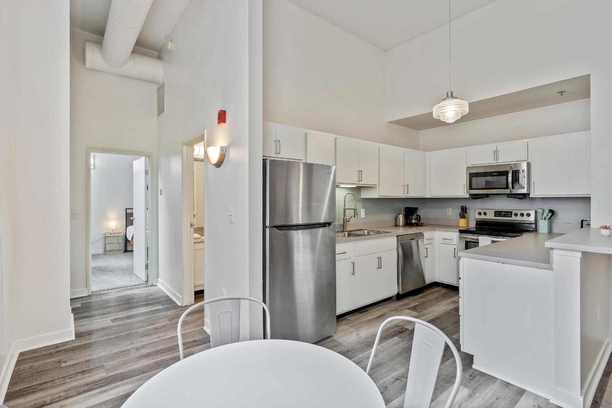 Apartment Cozysuites - 1br With Direct Skybridge Access #4 *