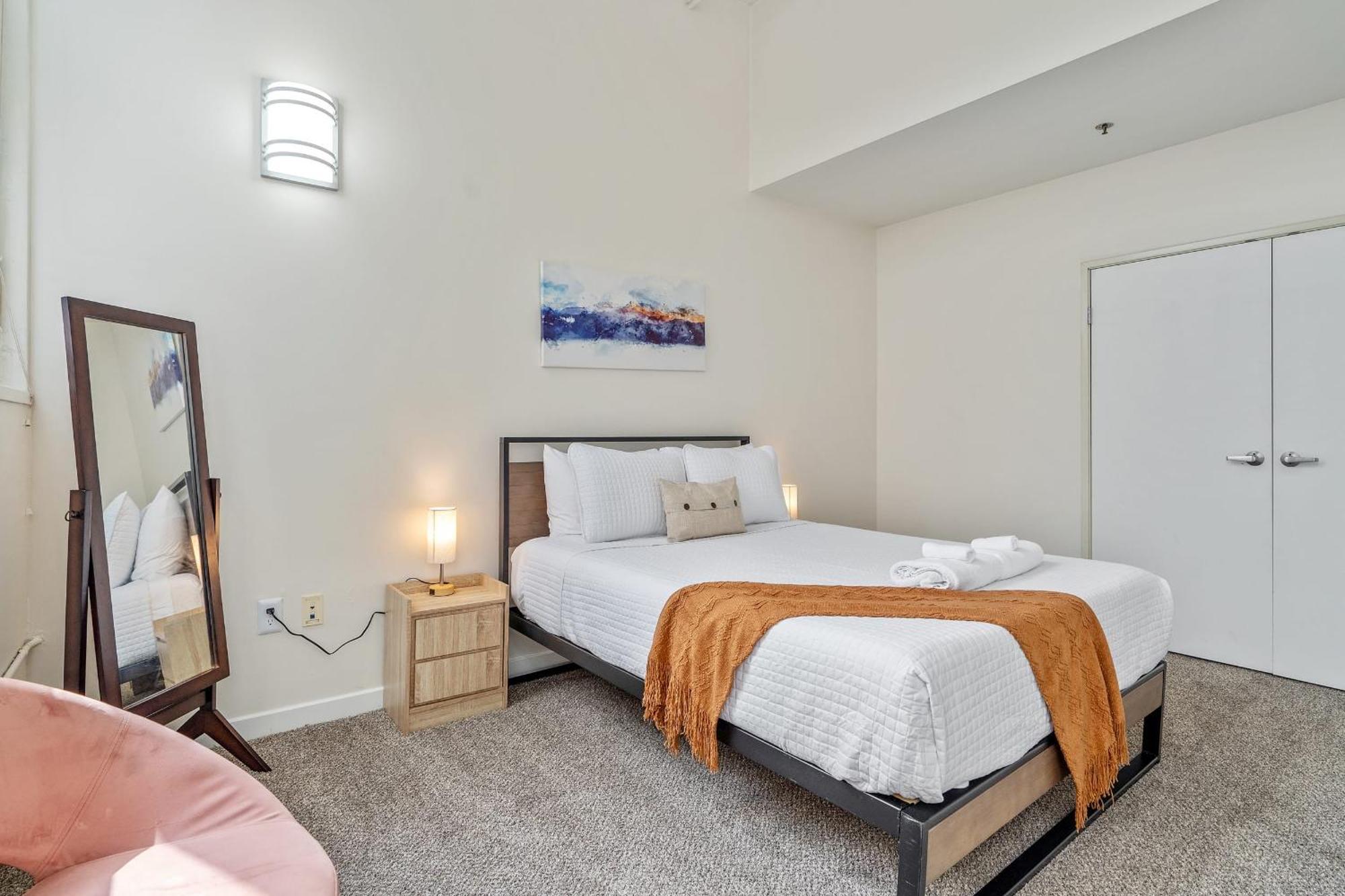 Apartment Cozysuites - 1br With Direct Skybridge Access #4 Indianapolis