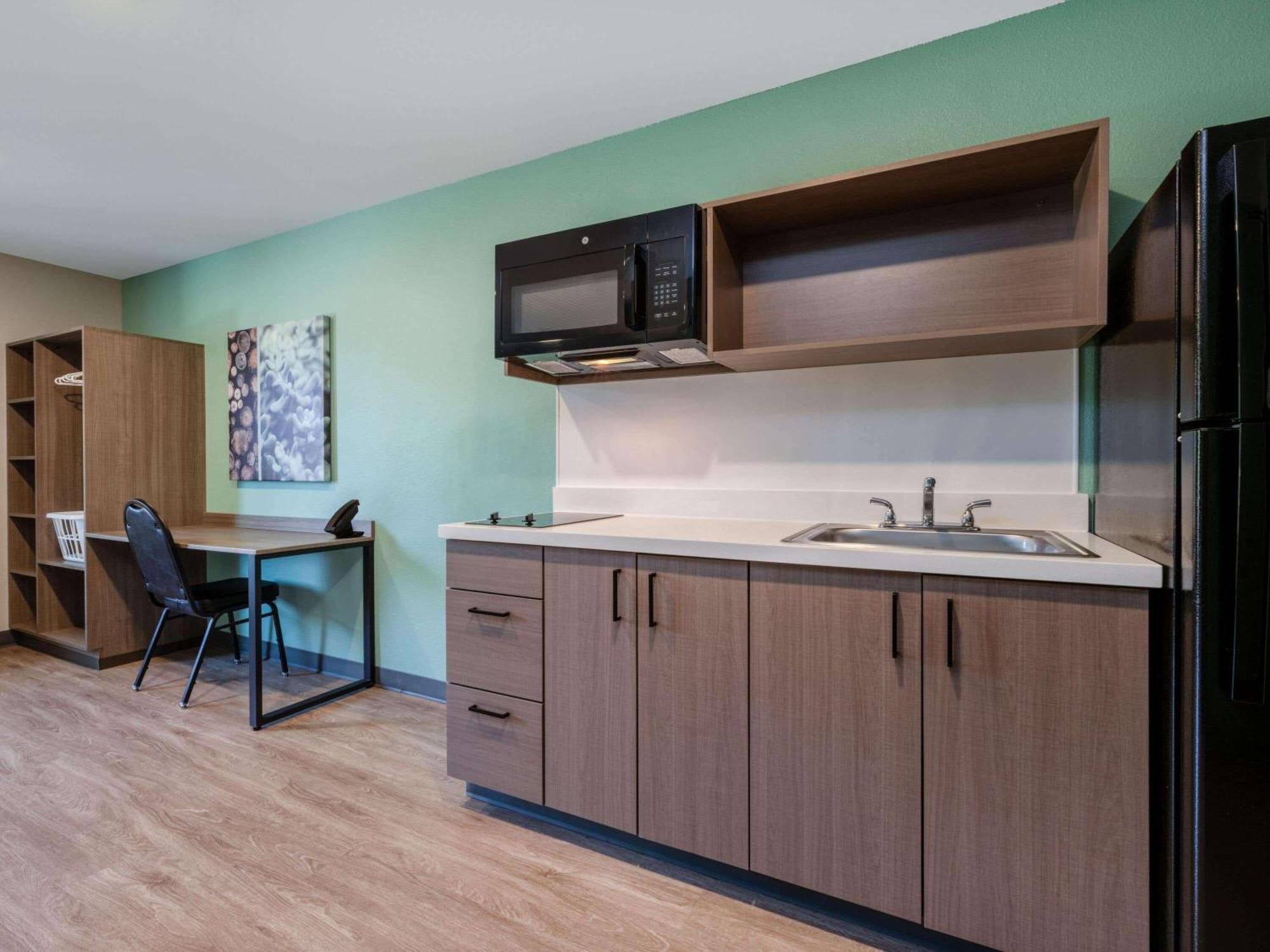 Echo Extended By Wyndham Ameriplex Hotel *