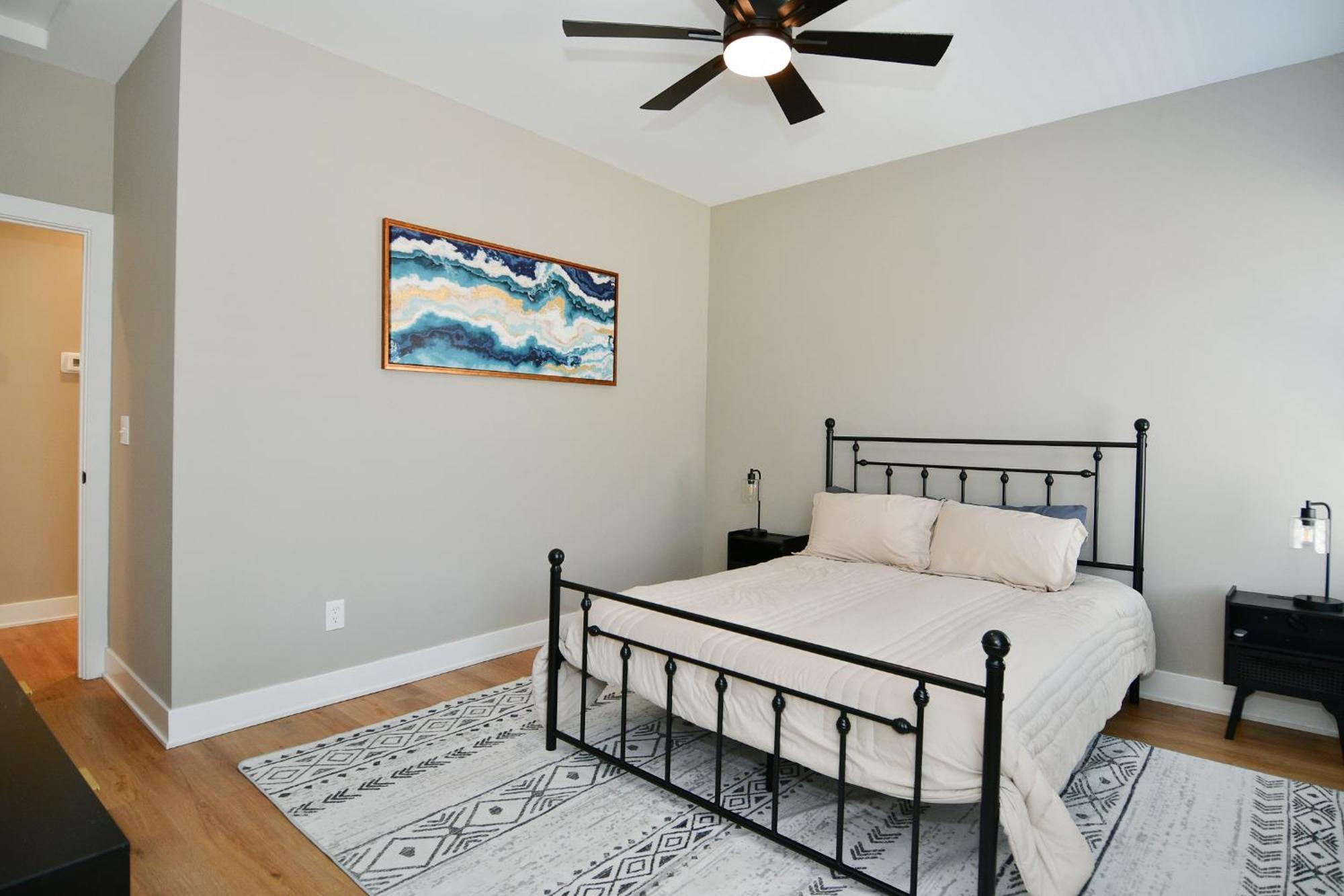 Charming Modern Duplex Well Located Near Broad Ripple Indianapolis