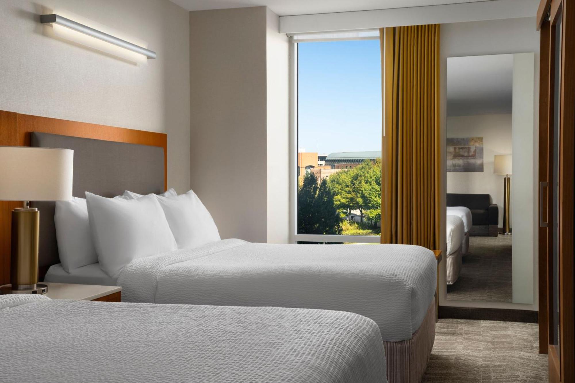 Hotel Springhill Downtown Indianapolis